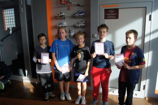 SQUASH OPEN B + KORT